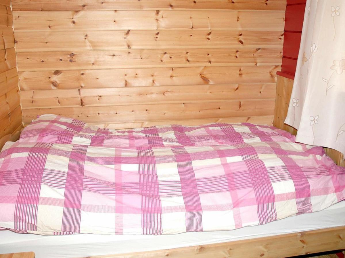 Three-Bedroom Holiday Home In Isfjorden Torvik Extérieur photo